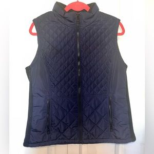 Puffer vest. Andrew Marc.